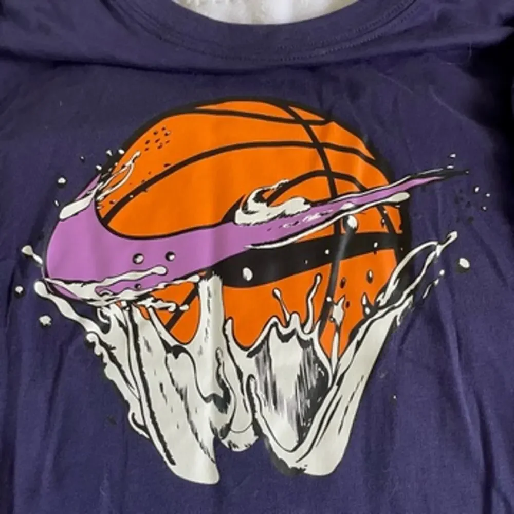 NWOT Nike Basketball Dripping Logo Short Sleeve, Size XXL